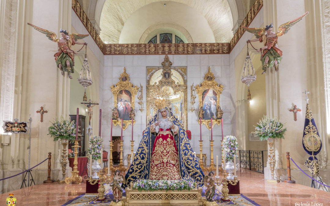 La Virgen de las Angustias amanece en el presbiterio para la festividad del 8 de septiembre