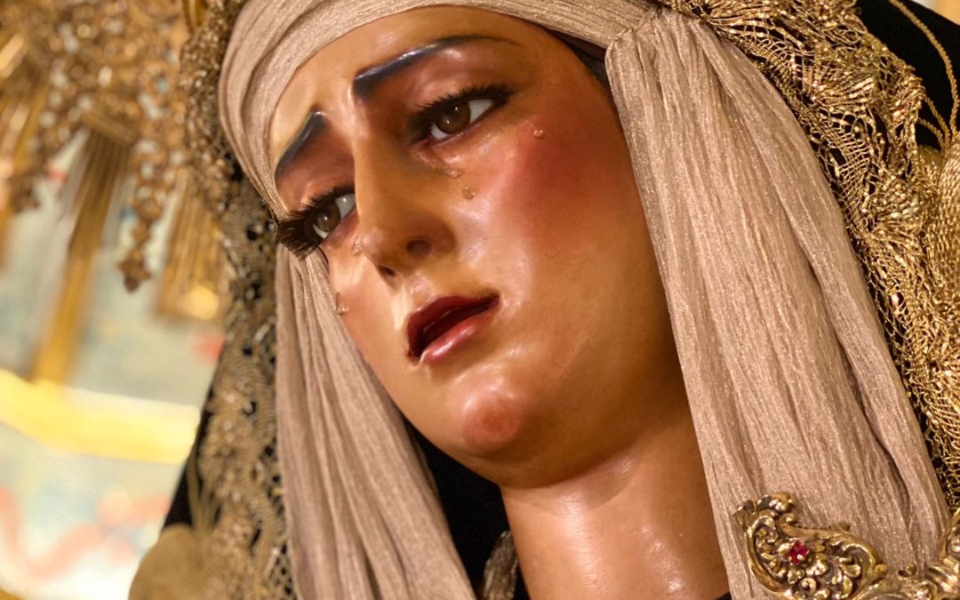La Virgen de las Angustias de luto en el mes de los difuntos