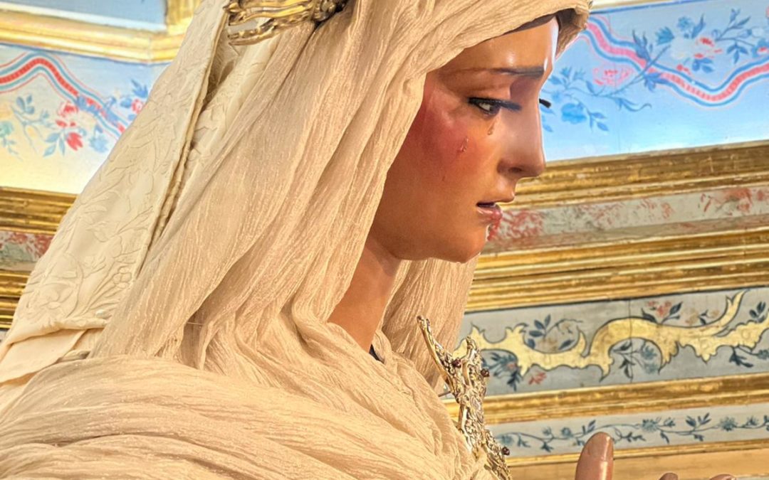 María Santísima de las Angustias de luto para el mes de los difuntos
