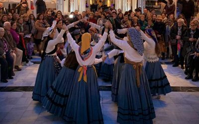 «Las Pastoras» de la Escuela de Danza Ana Valme Ortega en la Plaza Señor de la Salud